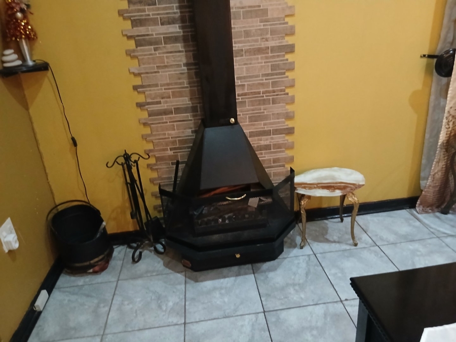 3 Bedroom Property for Sale in Wilgehof Free State
